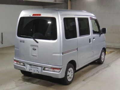 Toyota Pixis Van
