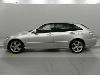 Toyota Altezza