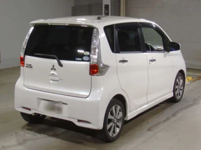 Mitsubishi EK CUSTOM