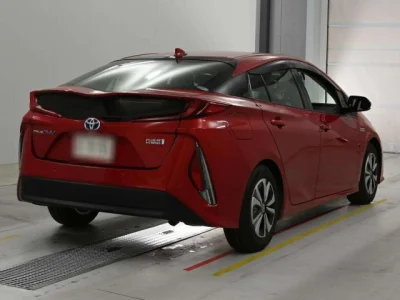 Toyota Prius PHV