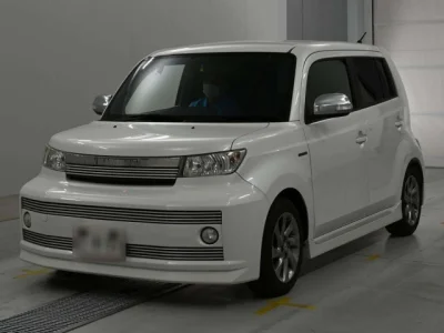 Toyota bB