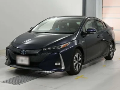 Toyota Prius PHV