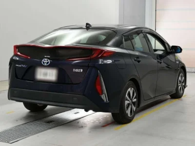 Toyota Prius PHV