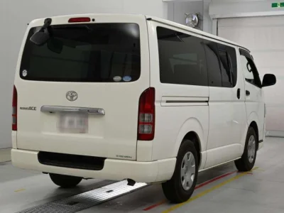 Toyota RegiusAce