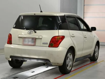 Toyota Ist