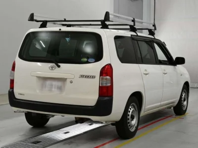 Toyota Succeed