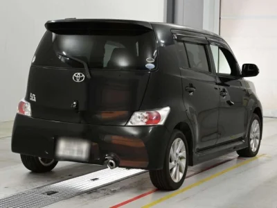 Toyota bB