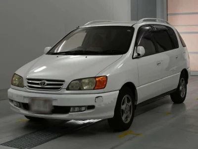 Toyota Ipsum