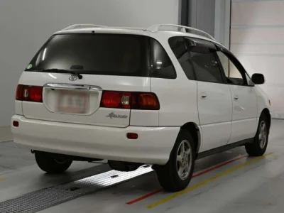 Toyota Ipsum