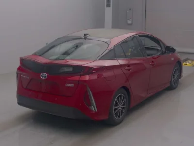 Toyota Prius PHV