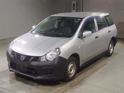 Nissan AD