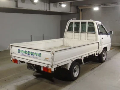 Toyota Lite Ace Truck