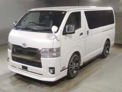 Toyota HiAce Van