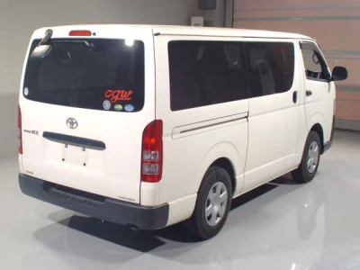 Toyota RegiusAce