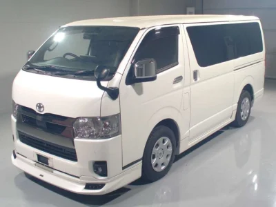 Toyota HiAce Van