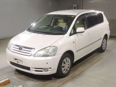 Toyota Ipsum