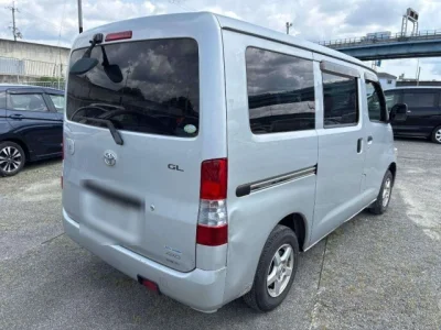Toyota LiteAce Van