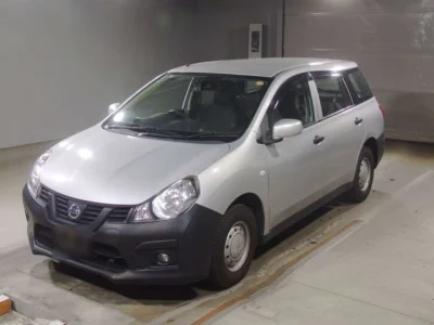 Nissan AD