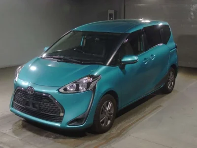 Toyota Sienta