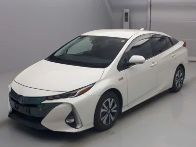 Toyota Prius PHV