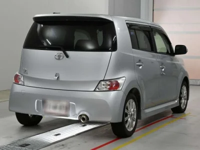 Toyota bB