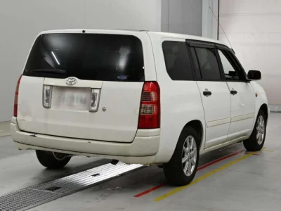 Toyota Succeed