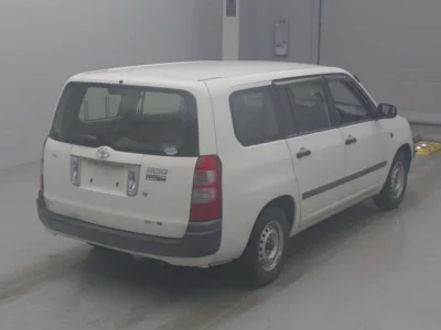Toyota Succeed
