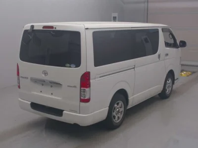 Toyota RegiusAce