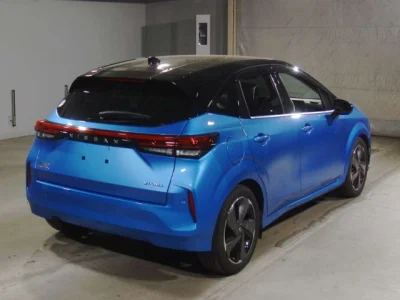 Nissan AURA