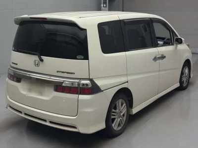 Honda STEP WAGON
