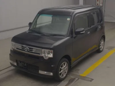 Toyota Pixis Space