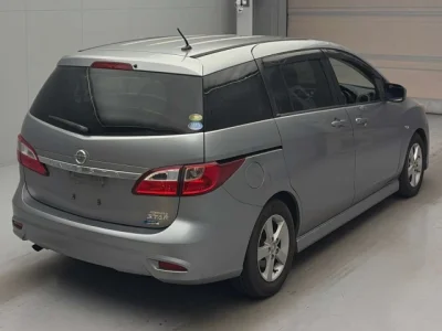 Nissan LAFESTA