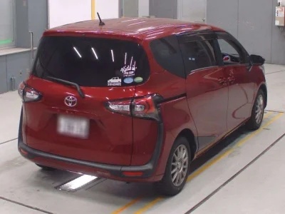 Toyota Sienta