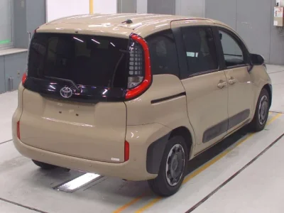 Toyota Sienta