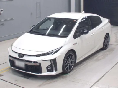 Toyota Prius PHV