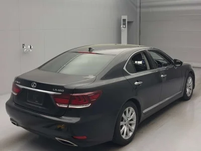 Lexus LS460L