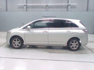 Toyota Mark X Zio