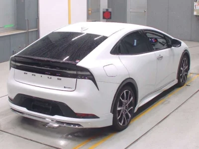 Toyota Prius PHV