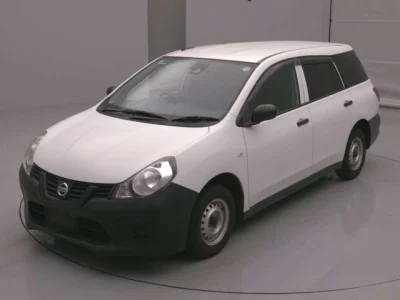 Nissan AD