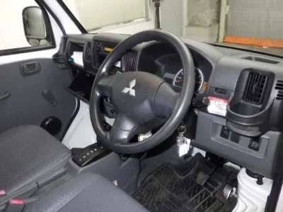 Mitsubishi MINICAB TRUCK
