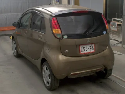 Mitsubishi I
