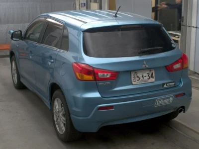 Mitsubishi RVR