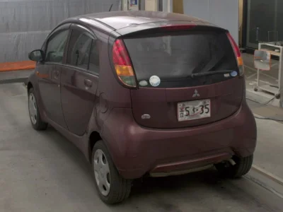 Mitsubishi I