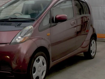 Mitsubishi I