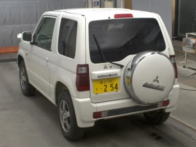 Mitsubishi PAJERO MINI