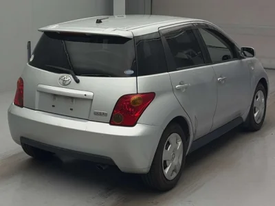 Toyota Ist