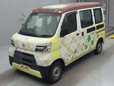 Toyota Pixis Van
