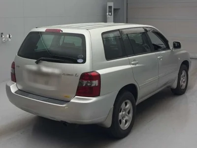 Toyota Kluger V