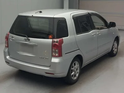 Toyota Raum