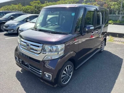 Honda N BOX